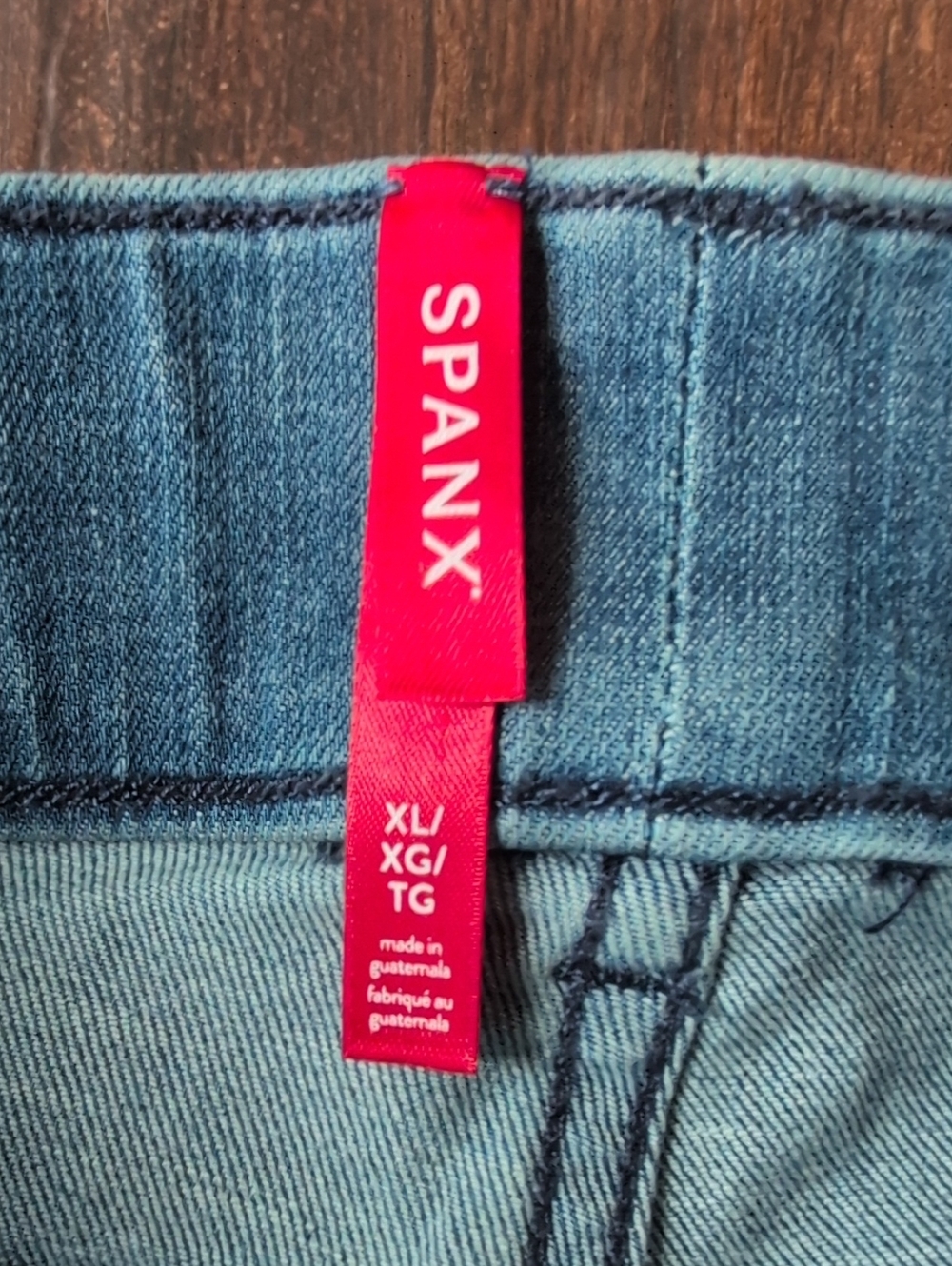 NWT Spanx Denim Cropped Kick Flare Pant in Vintage Indigo - Women's XL - Picture 6 of 9